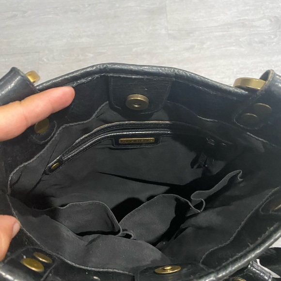 Isabella Fiore Handbag - Picture 6 of 8